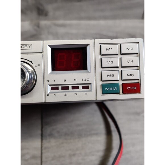 Realistic TRC-419 40 Channel Mobile CB Radio - 6 Channel Memory-Tested See Video - Picture 13 of 14